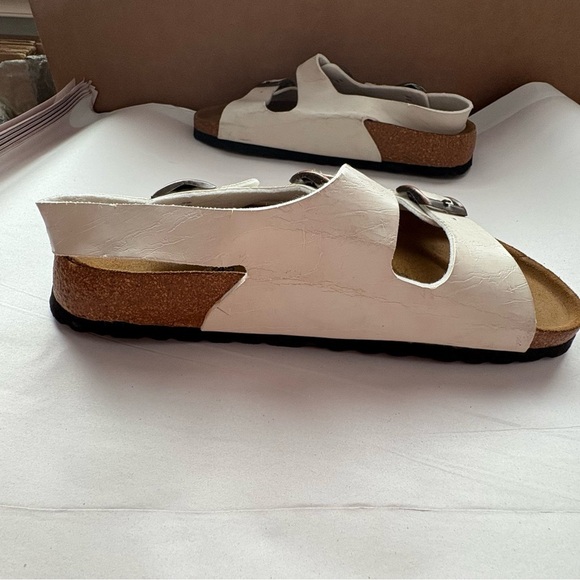 *Birkenstocks Women’s Size 38 US 7 White Leather - Picture 10 of 15